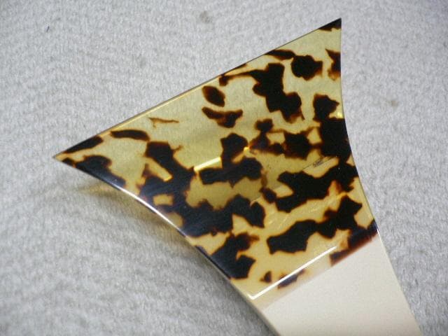 三味線　べっ甲調撥　津軽　48　新品