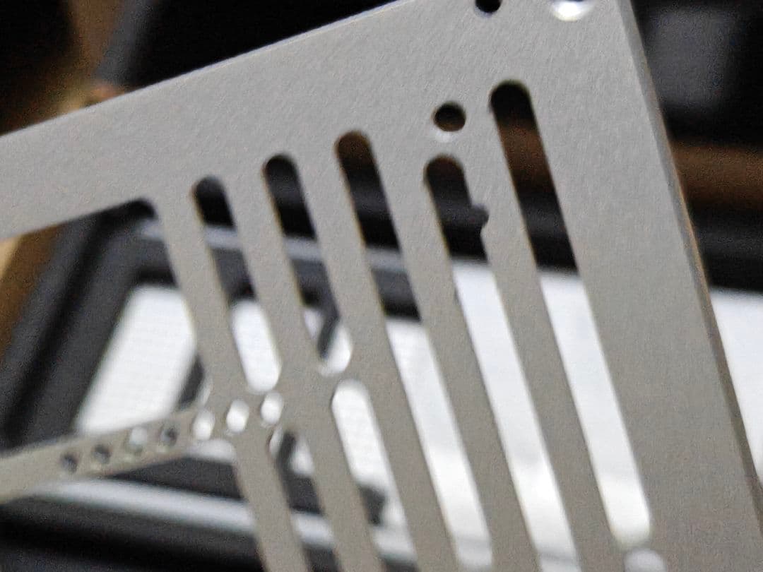 Ncase M2 Round シルバー