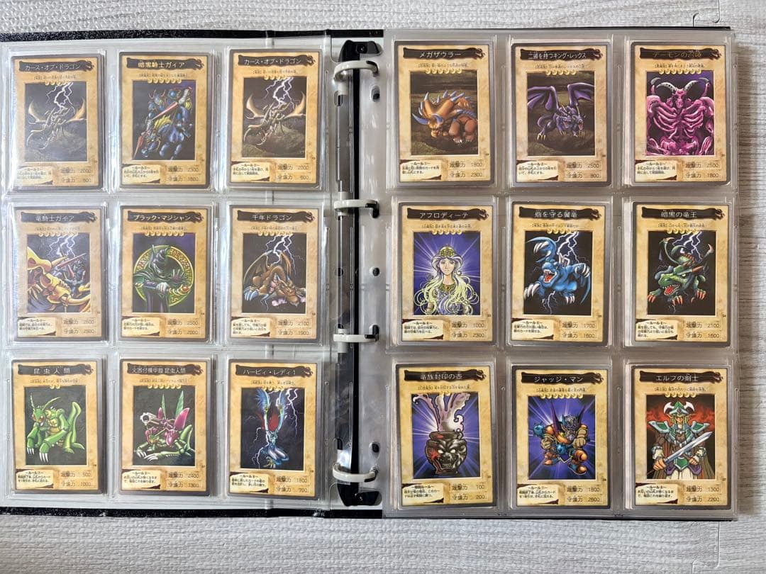 【引退品】遊戯王　YU-GI-OH 初期　バンダイ　レリーフ　まとめ売り