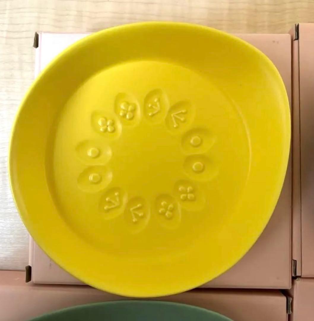 新品 箱あり ミナペルホネン　こどものうつわ　4枚セット