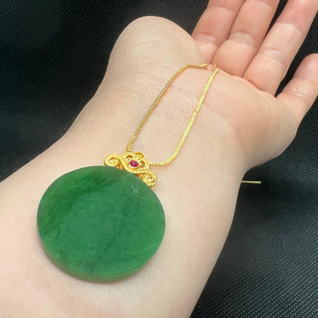 18k使用天然和田玉翡翠グリーン碧玉の円板型トップAB989