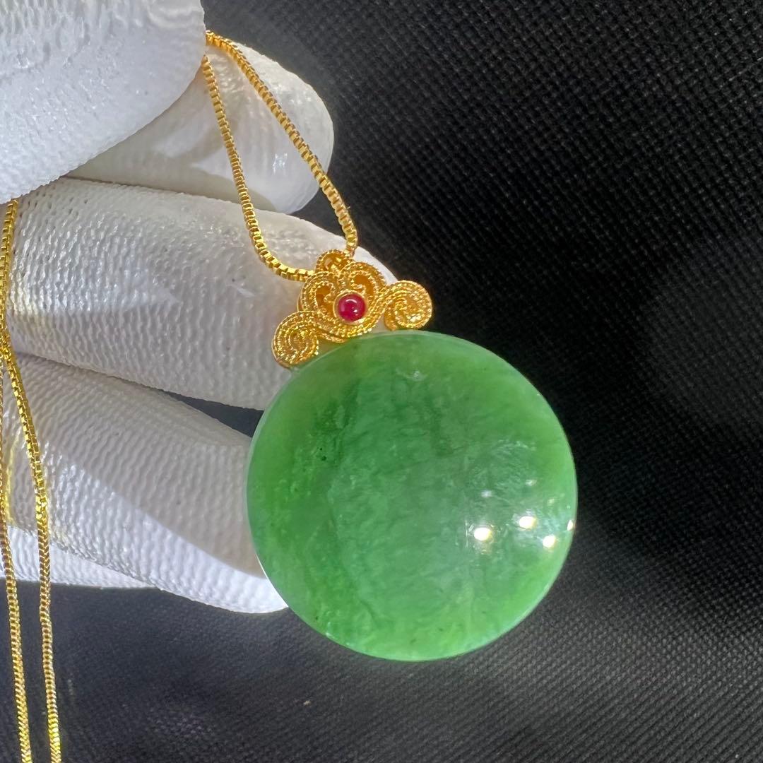 18k使用天然和田玉翡翠グリーン碧玉の円板型トップAB989