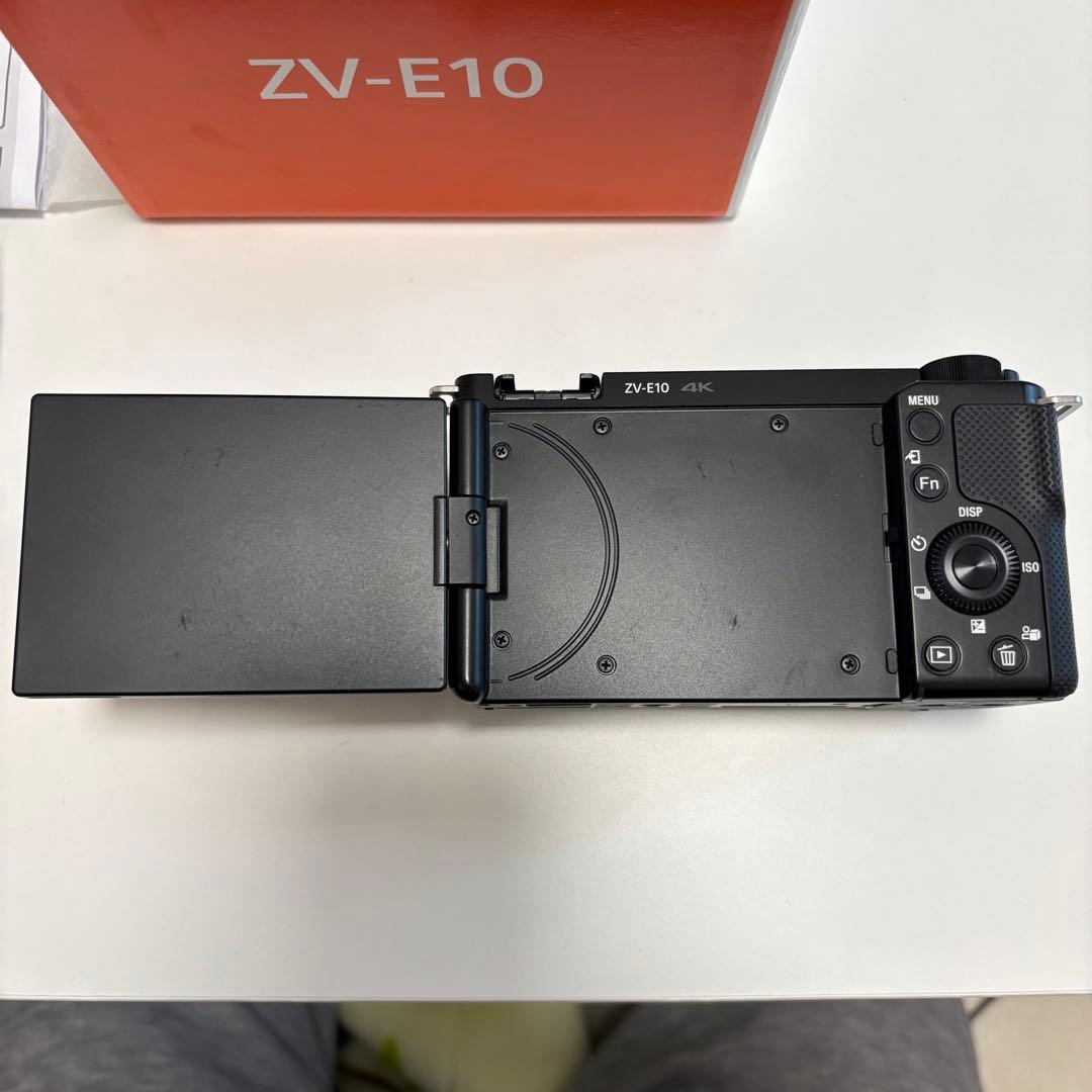 SONY ミラーレスカメラ ZV-E10 ボディ（Eマウント）ブラック