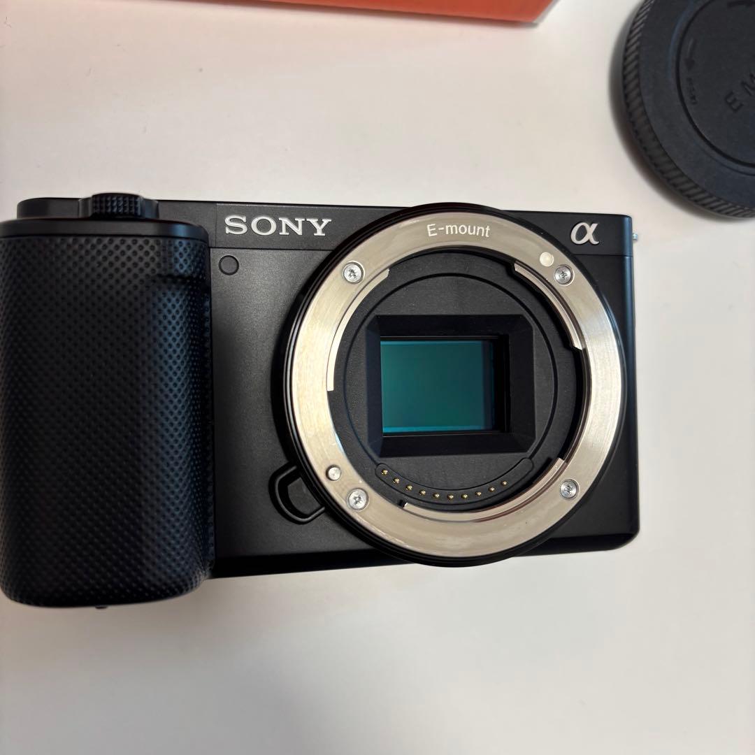 SONY ミラーレスカメラ ZV-E10 ボディ（Eマウント）ブラック