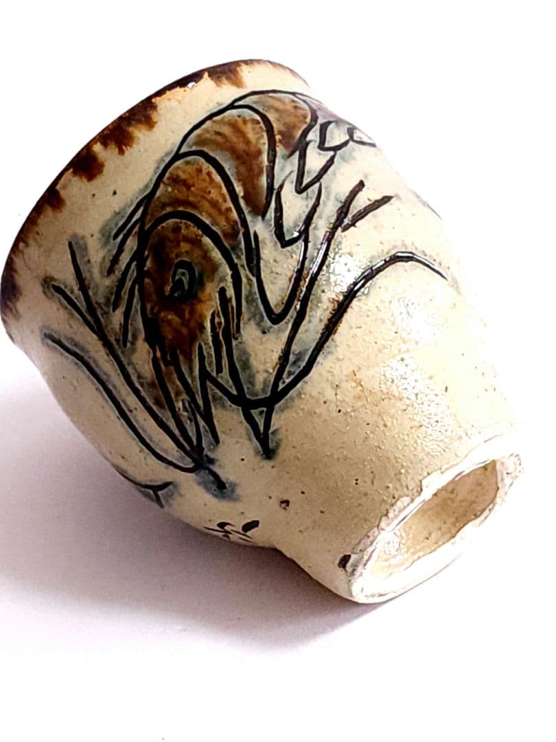 人間国宝 金城次郎 壺屋焼 魚文 湯呑　共箱/陶歴