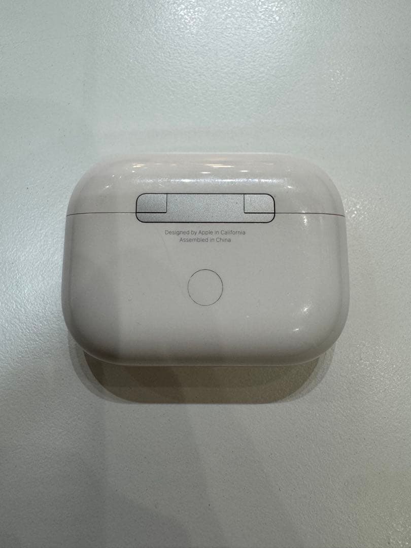 AirPods Pro 第2世代 充電ケース A2700 充電ケース、L片方のみ
