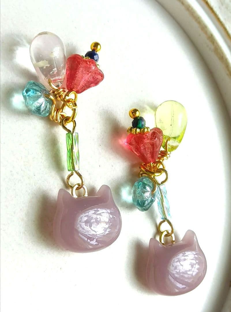 9241 レジン 猫ちゃん チェコビーズ アズライト ハンドメイド パーツ