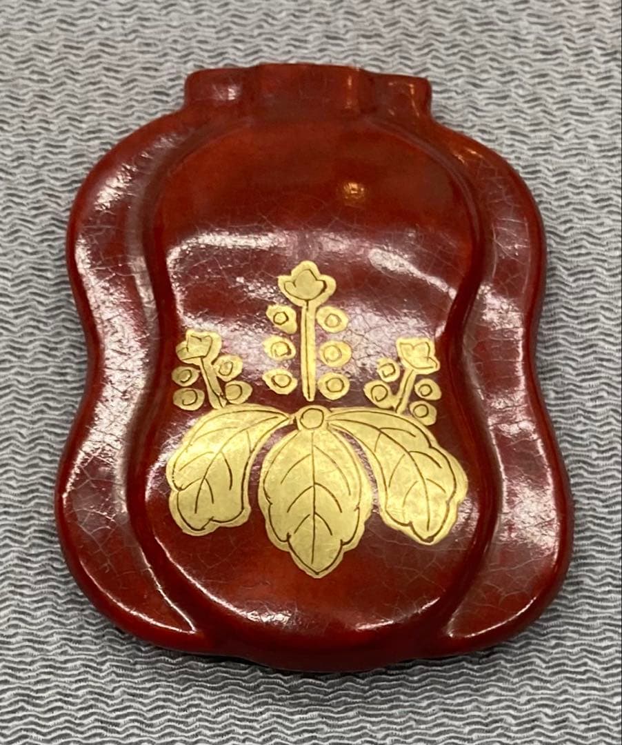 B579b「聚瓢 香合」せいか作　木津宗泉箱書付有　色絵金彩　香道具　茶道具