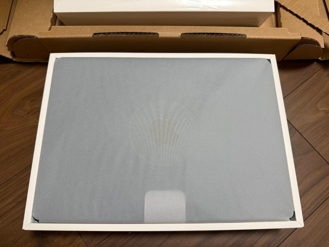 MacBook Air (M2, 2022) 本体