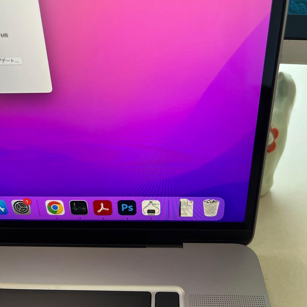 MacBook Pro 16インチ 本体