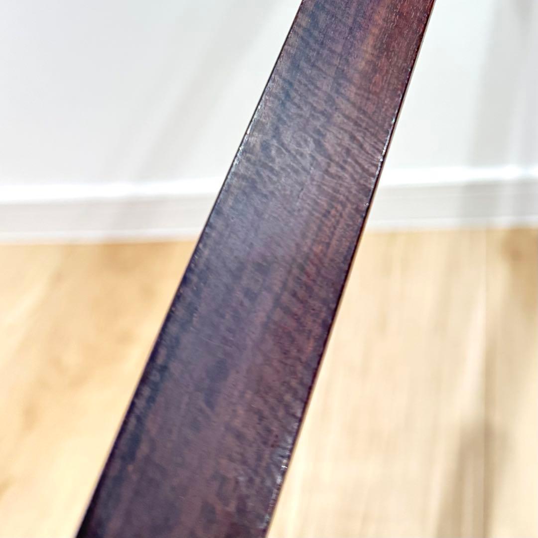 【高級】　中棹三味線　子持ち綾杉胴　紅木　トチ有り　2本溝　金細　K刻印　鼈甲撥