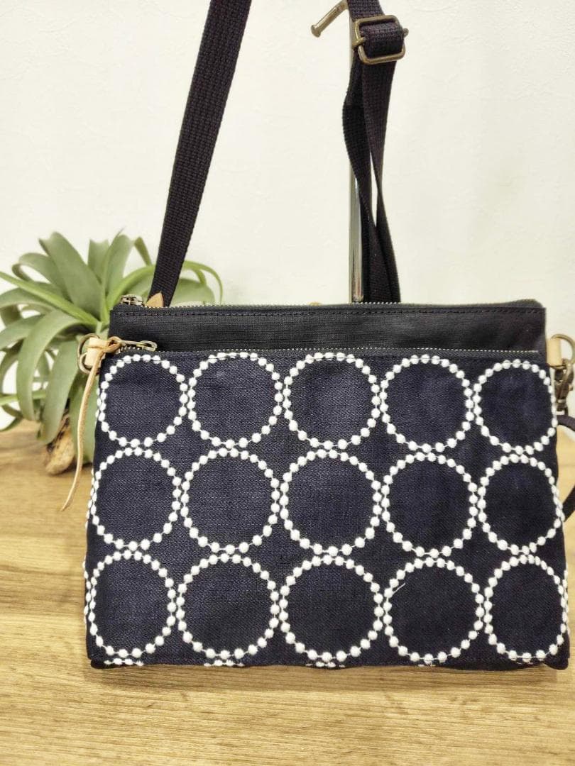 【専用】/2025タンバリンネイビー×白/マチ付きサコッシュショルダー