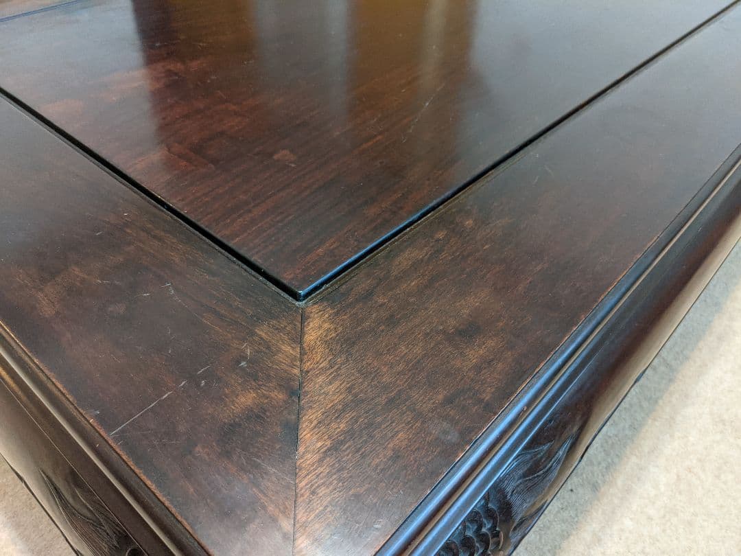 座卓テーブル　ポセイドン彫物　唐木テーブル　紫檀　黒檀