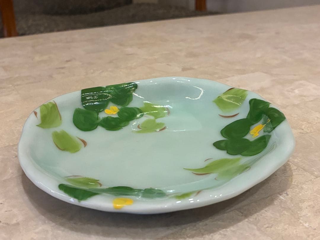 斉山窯　緑の花　プレート