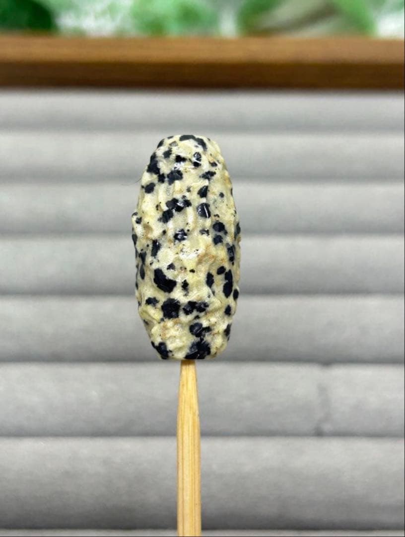 天然石水晶パーツ　ドラゴン天珠　No.2502