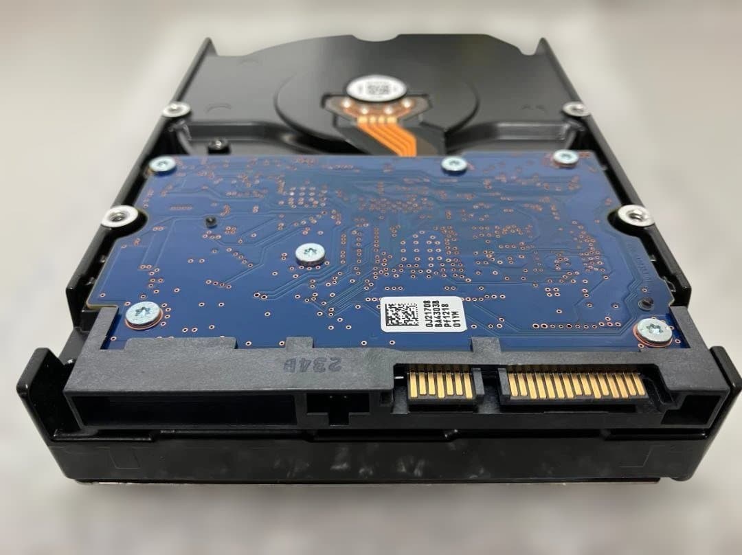 Hitachi/HGST 3.5 HDD 4TB　※管理番号：㉔