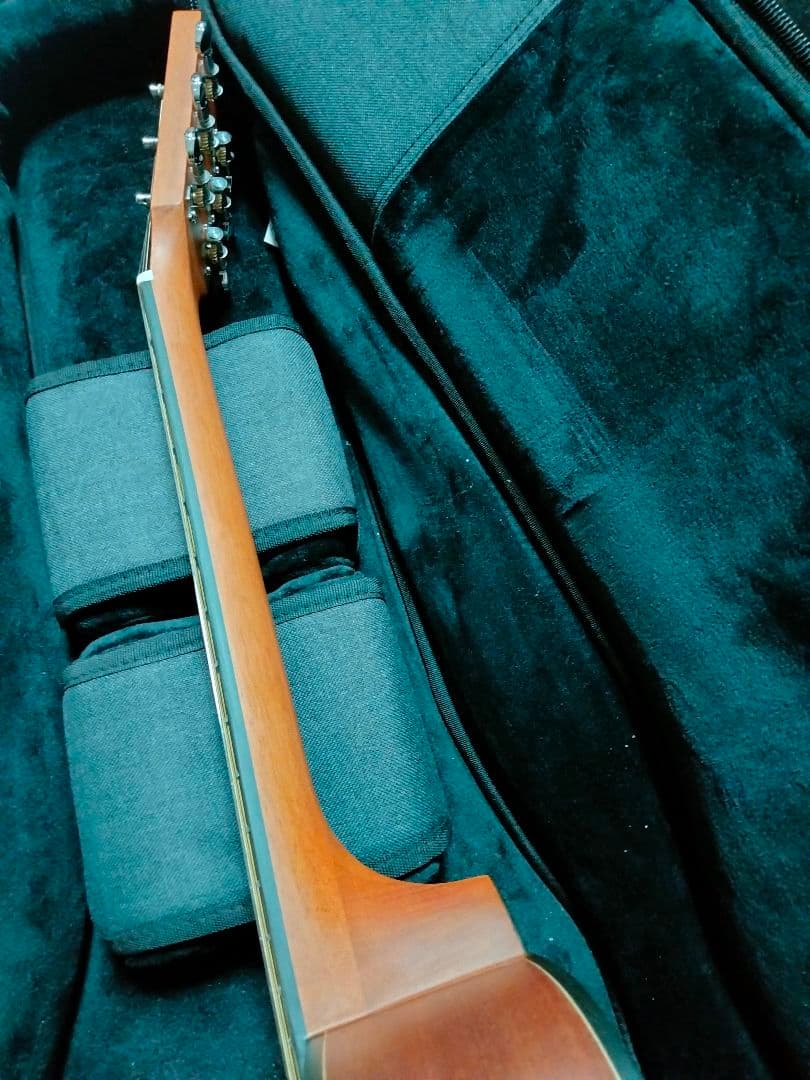 未使用 ミニギター Antique Noel マホギター