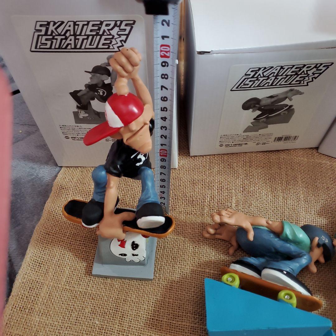 スケーターズスタチュー 　フィギュア 　スケボー