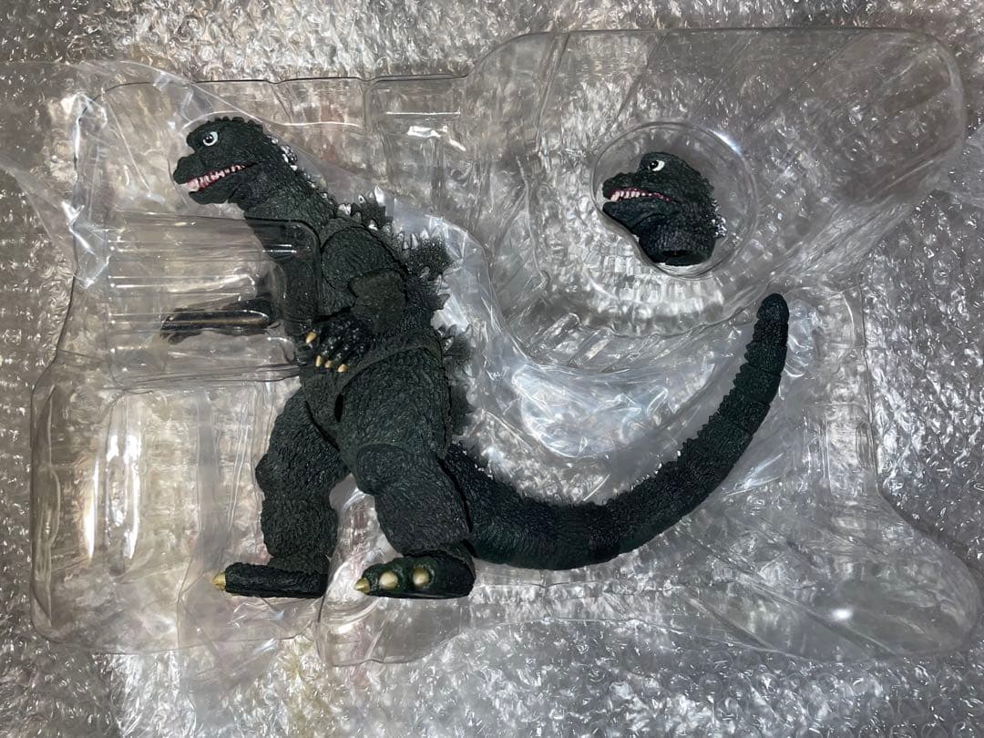 S H MonsterArts 地球攻撃命令 ゴジラ対ガイガン ゴジラ