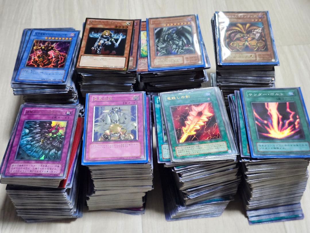 遊戯王OCG デュエルモンスターズ カード　まとめ売り(約2400枚)