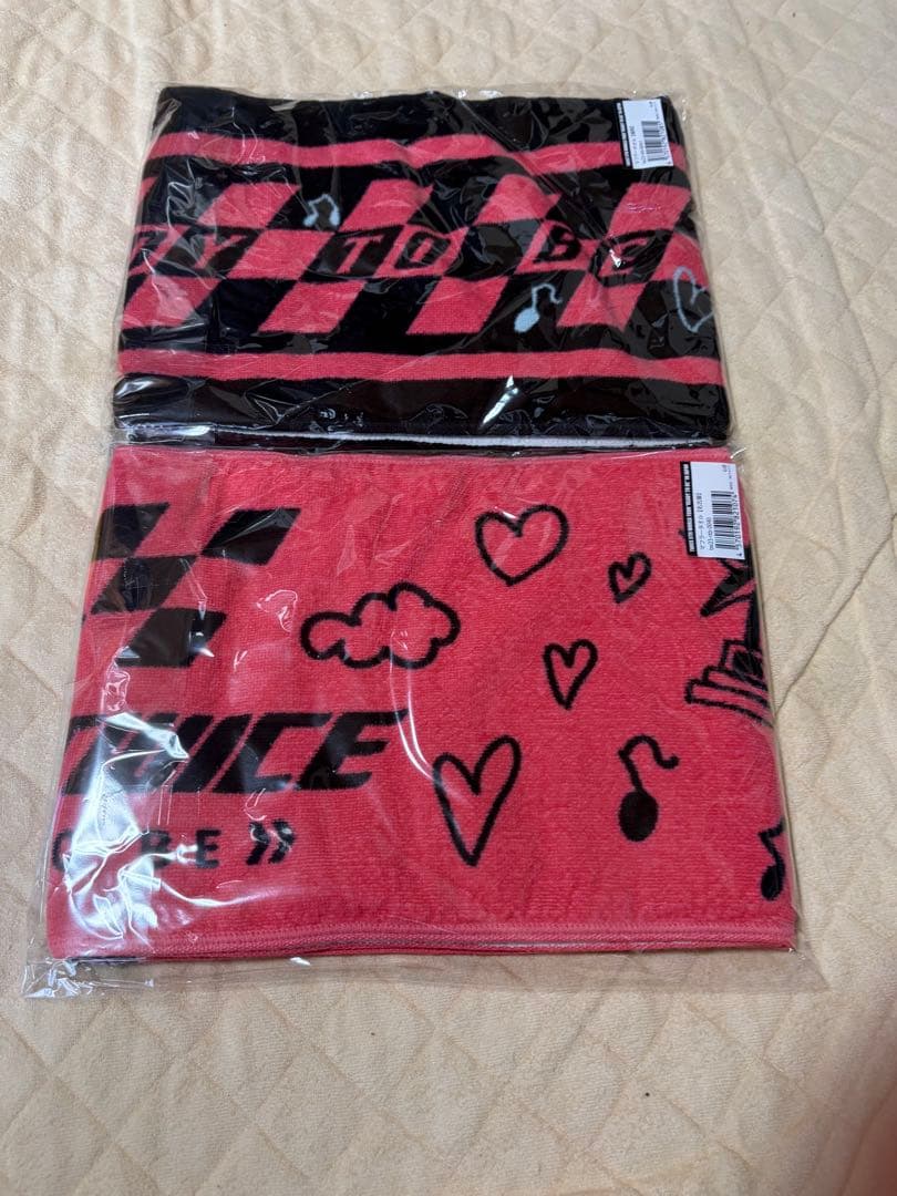 TeamTwiceマフラータオル名古屋&福岡セット　値下げ交渉、即購入大歓迎！