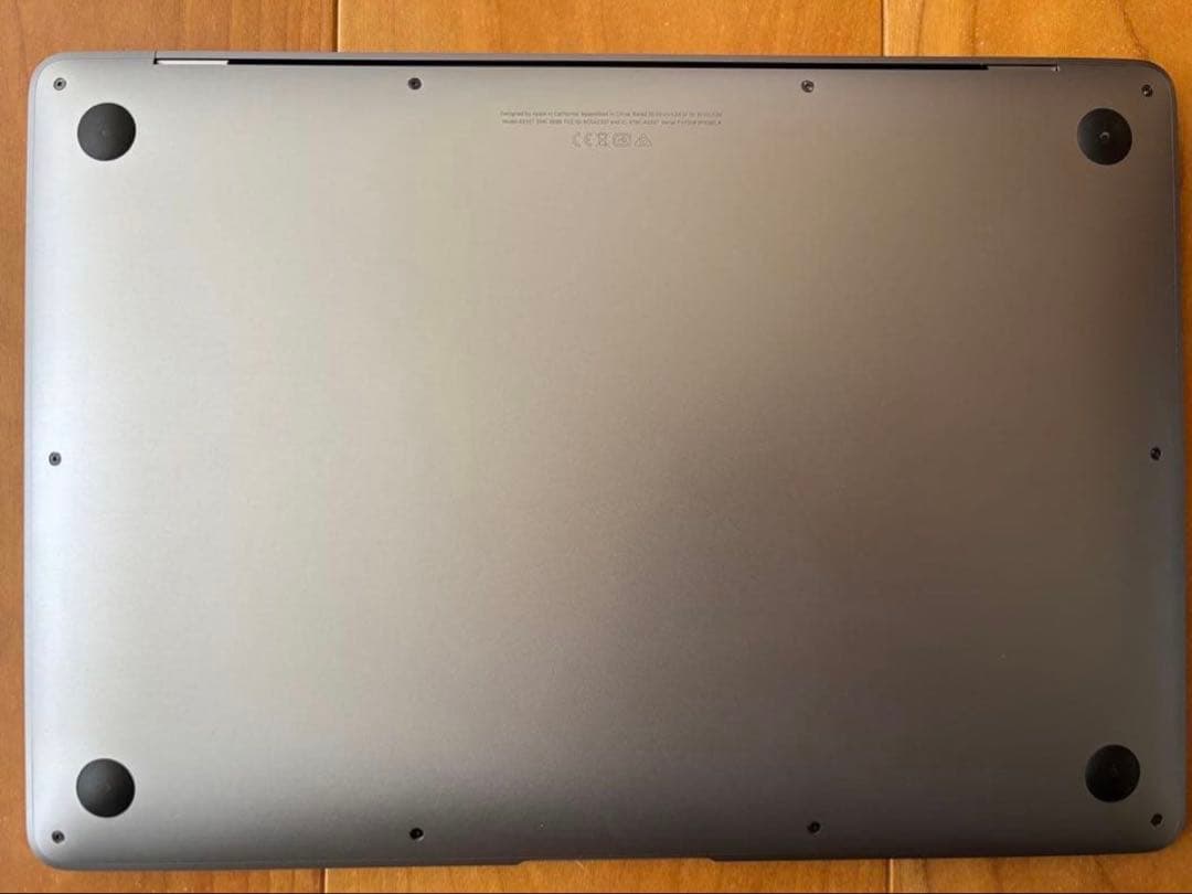 【美品】Apple MacBook Air M1 (2020)
