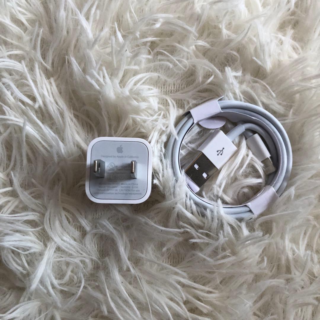 【早い者勝ち】iPad 第６世代 32GB SIMフリー 【すぐ発送】【付属品】