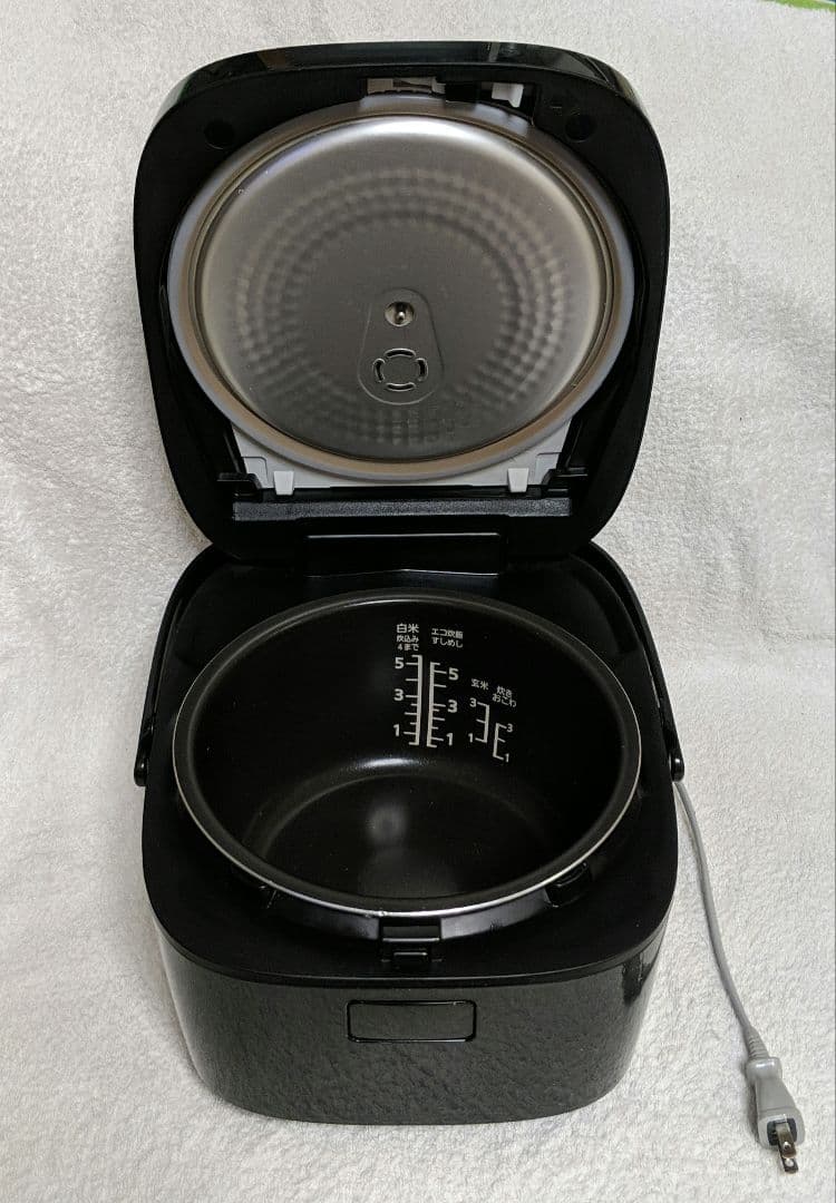 Panasonic　IHジャー炊飯器　SR-FE101