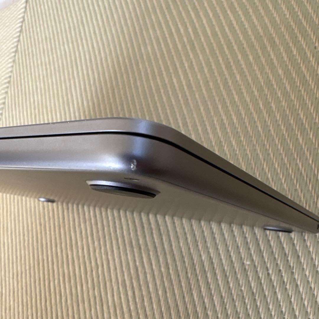 【美品】MacBook Air M2 スペースグレー MLY33J/A