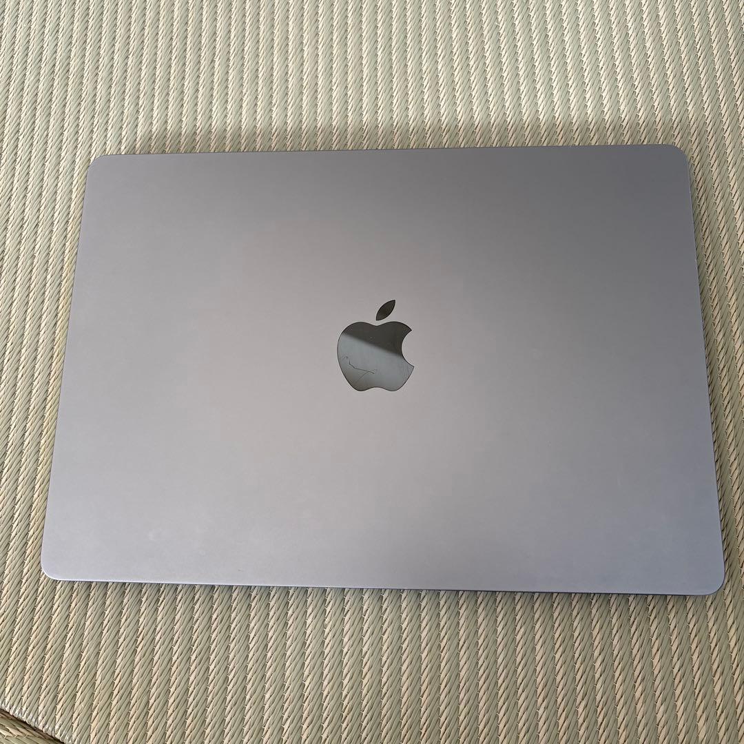 【美品】MacBook Air M2 スペースグレー MLY33J/A