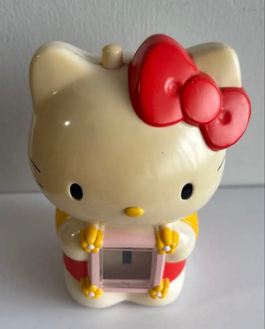 サンリオ ハローキティ パタパタカレンダー プッシュタイプ
