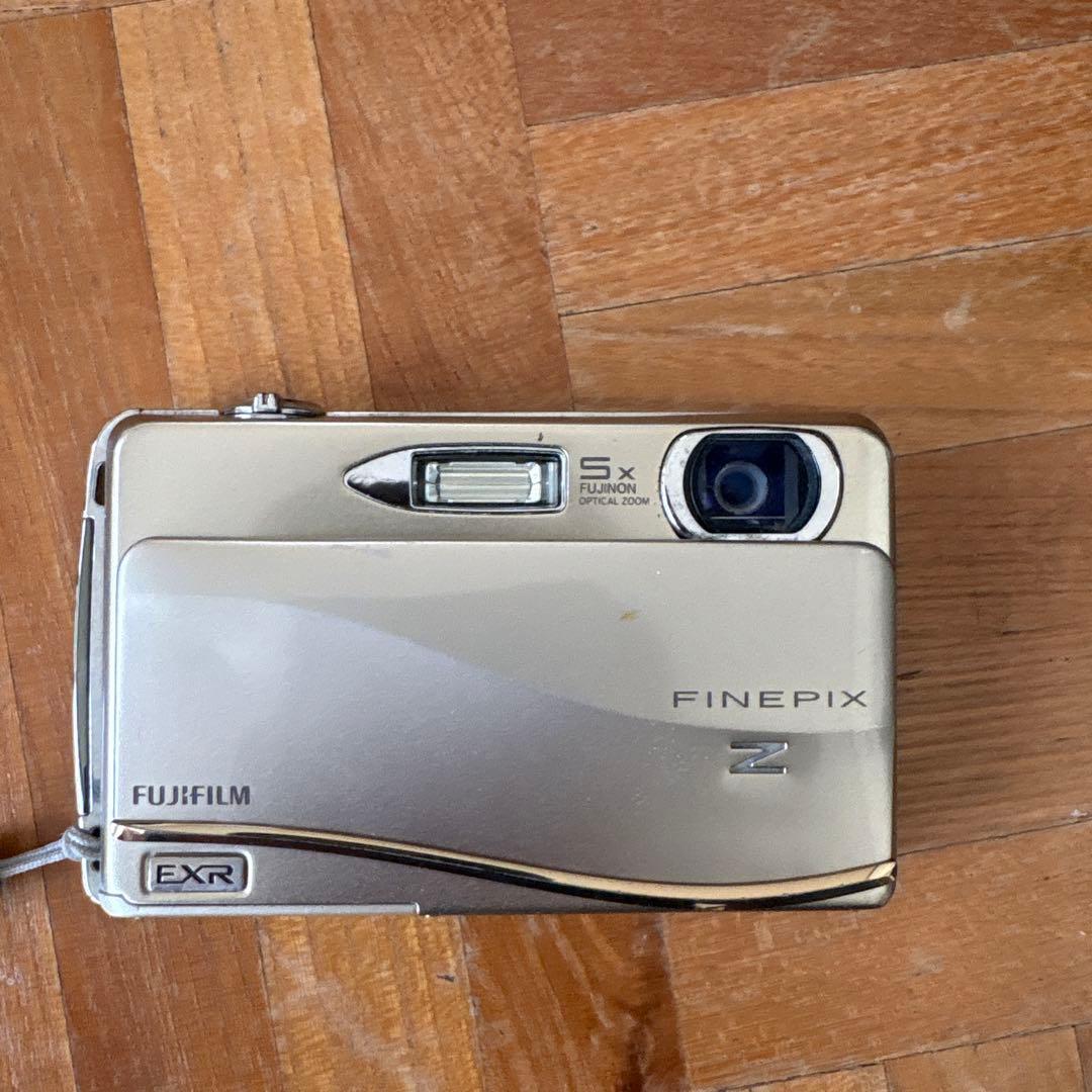 FUJIFILM デジタルカメラ FinePix Z800 EXR【動作確認済】