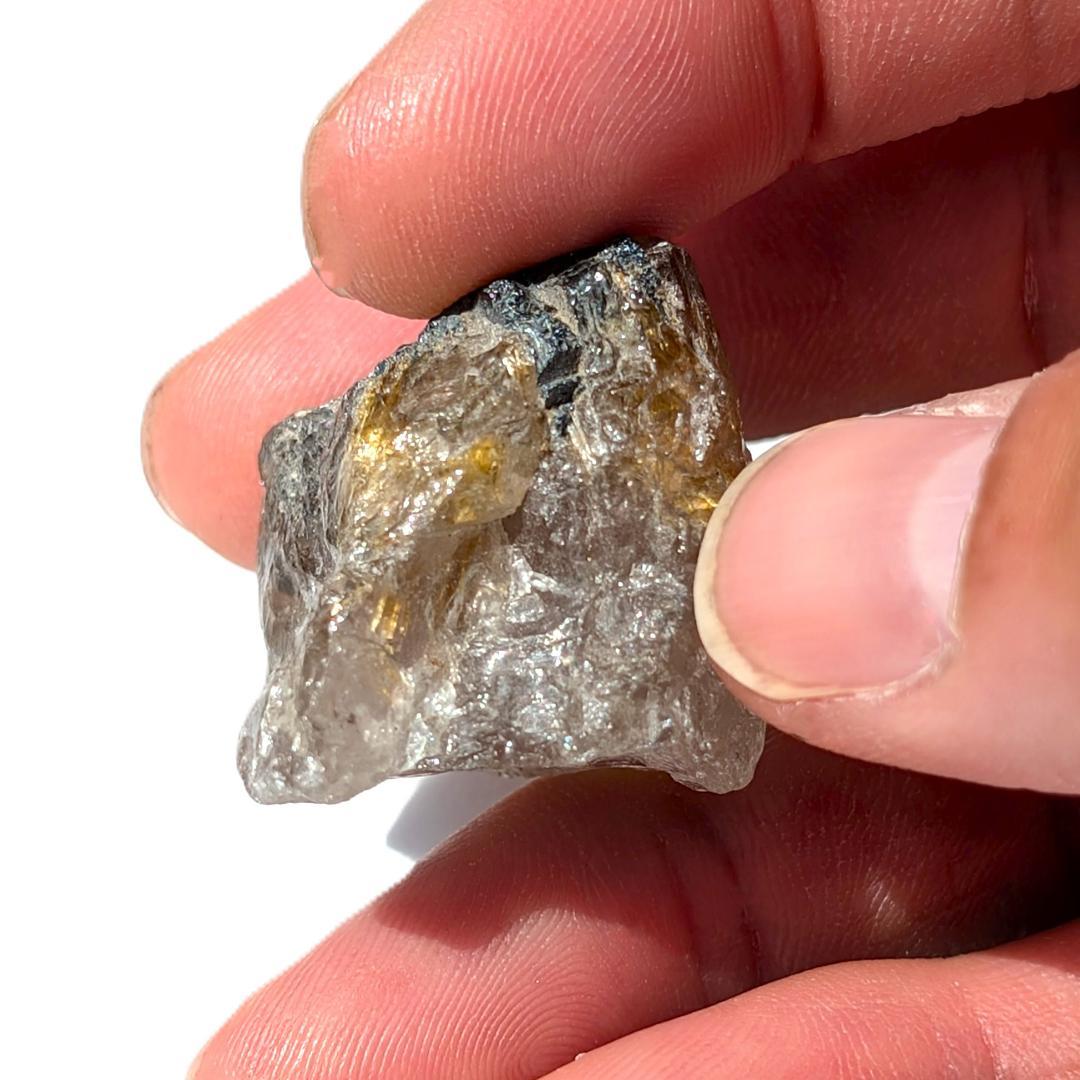 太陽放射ルチル 原石 ヘマタイトから伸びる 金が成る お守り 贈り物 ギフト