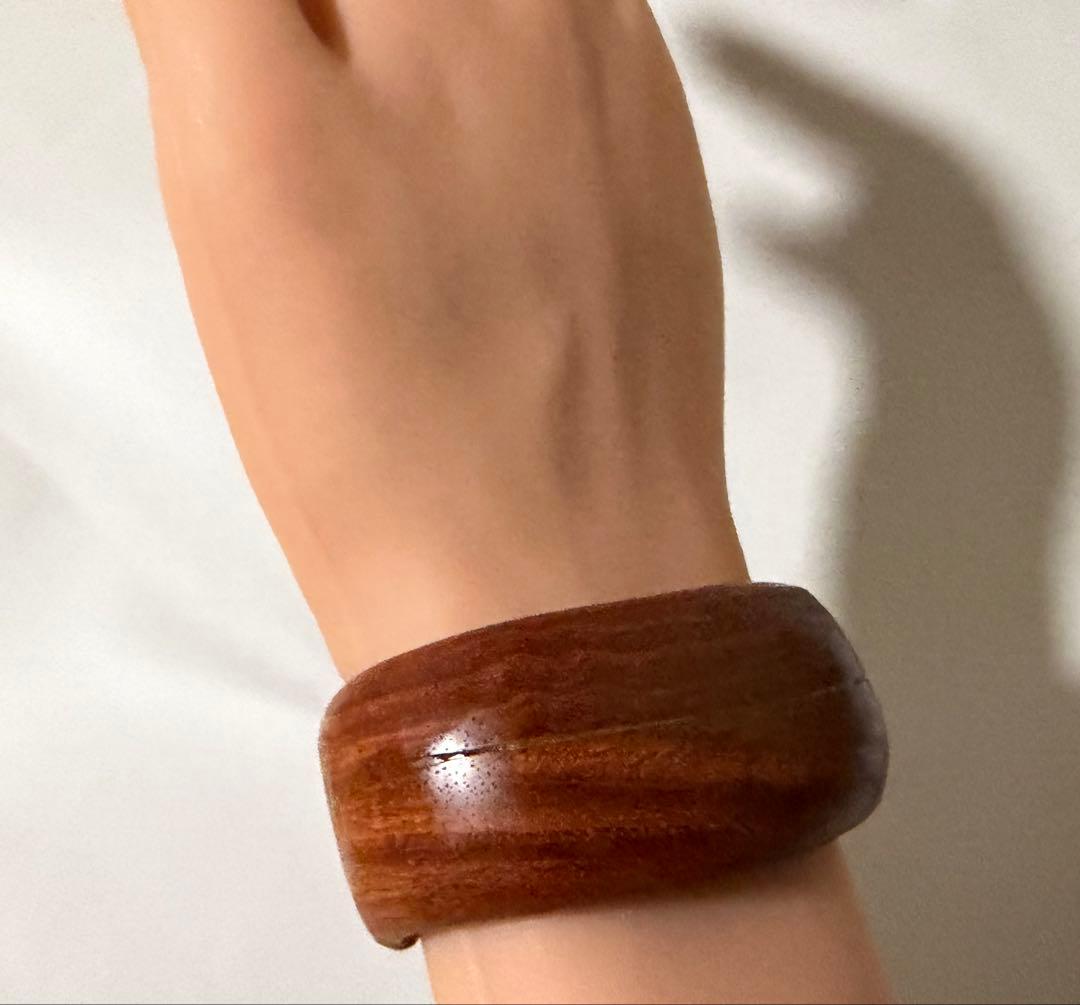 レア　バングル　三味線胴(花梨)から作られた物　パドック　Padauk