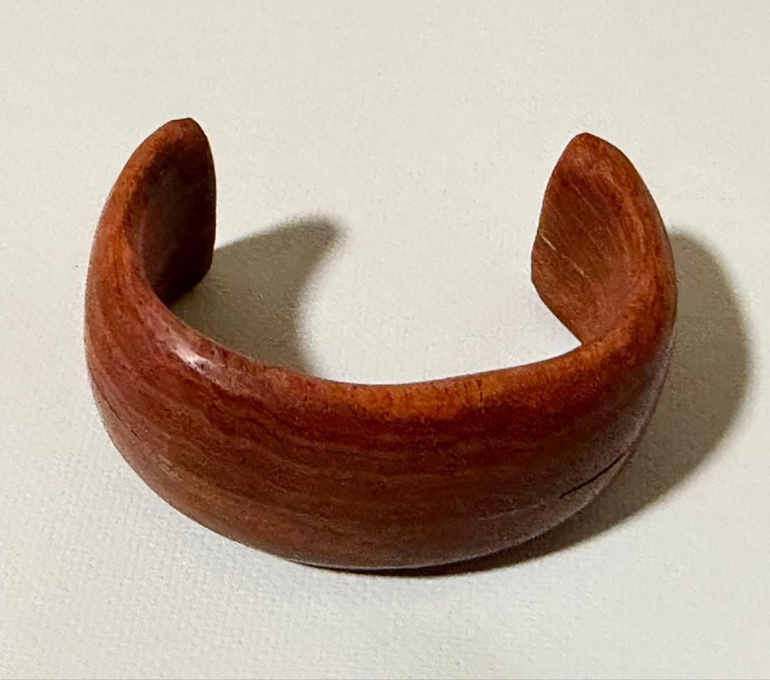 レア　バングル　三味線胴(花梨)から作られた物　パドック　Padauk