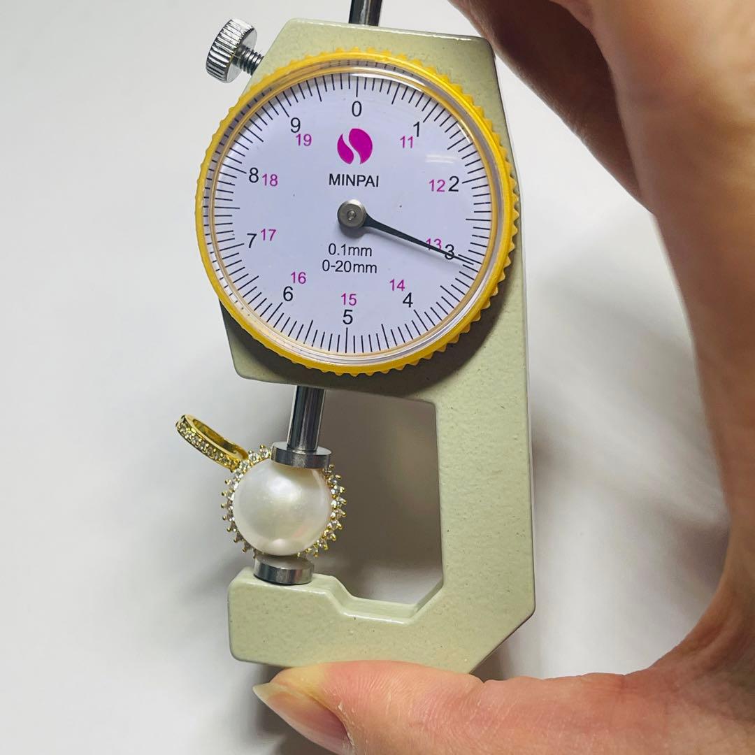 本真珠ネックレスペンダント　天然 パール　系少ホワイト　無調色 13mm 開閉式