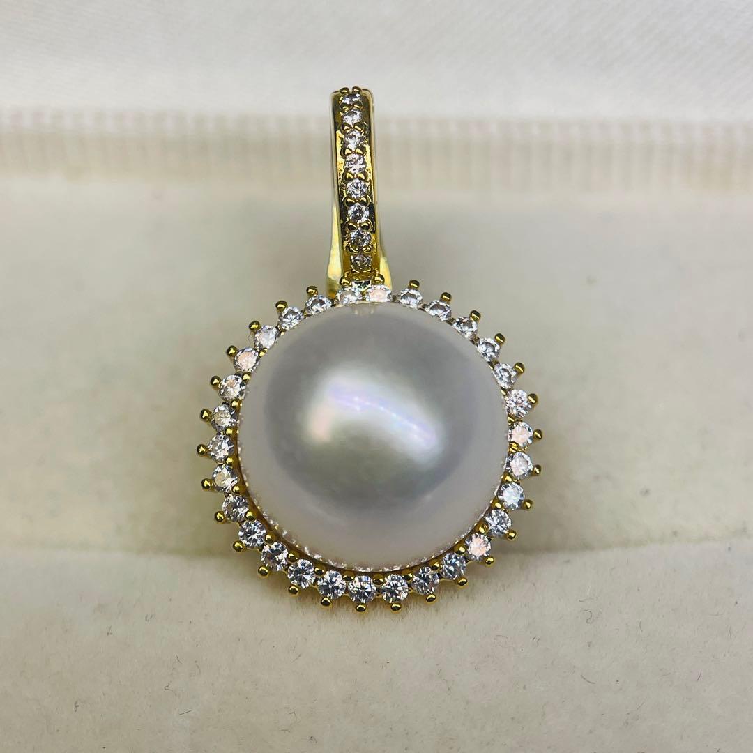 本真珠ネックレスペンダント　天然 パール　系少ホワイト　無調色 13mm 開閉式