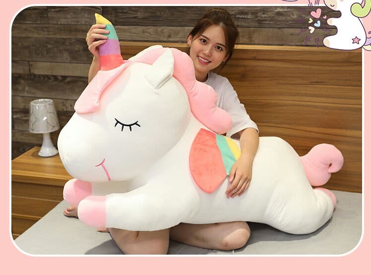 かわいいユニコーンのぬいぐるみ