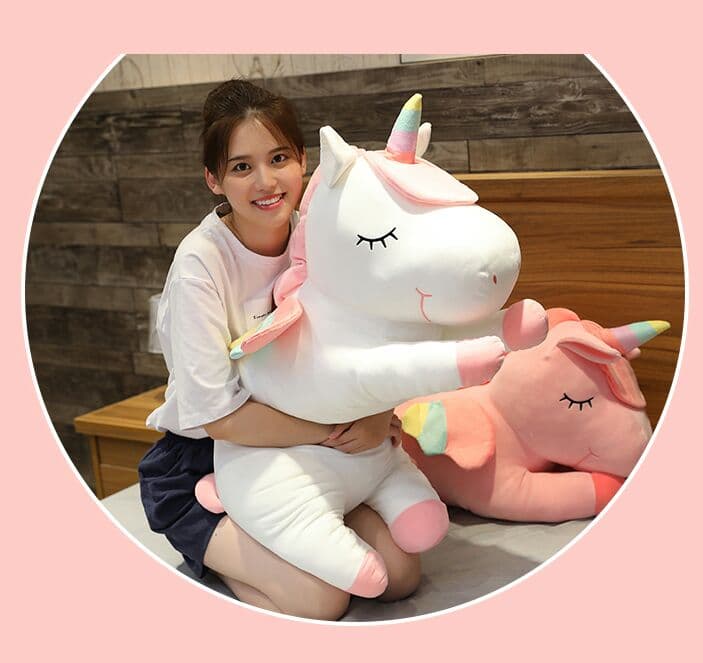 かわいいユニコーンのぬいぐるみ