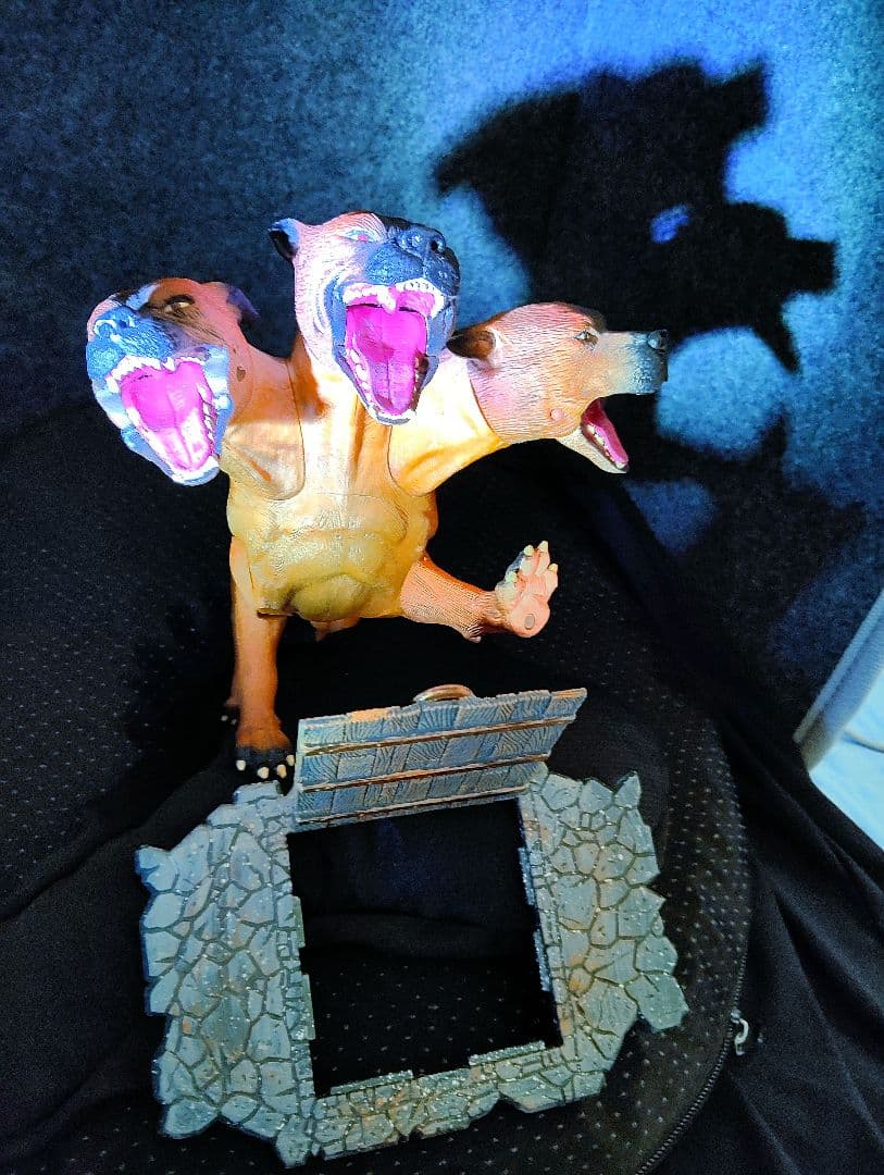 映画ハリー・ポッター【フラッフィー】アクションフィギュア!!