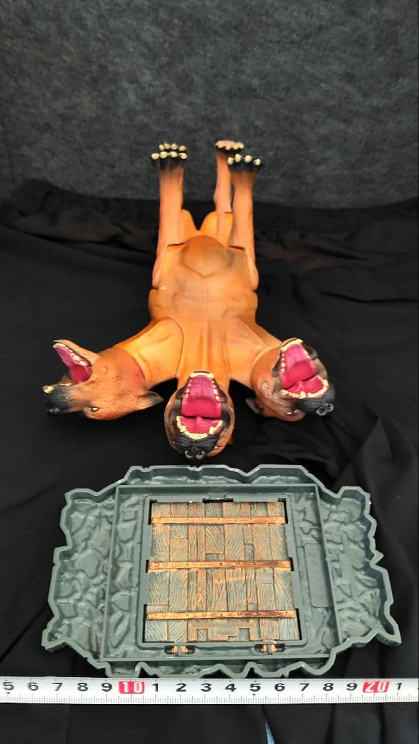 映画ハリー・ポッター【フラッフィー】アクションフィギュア!!