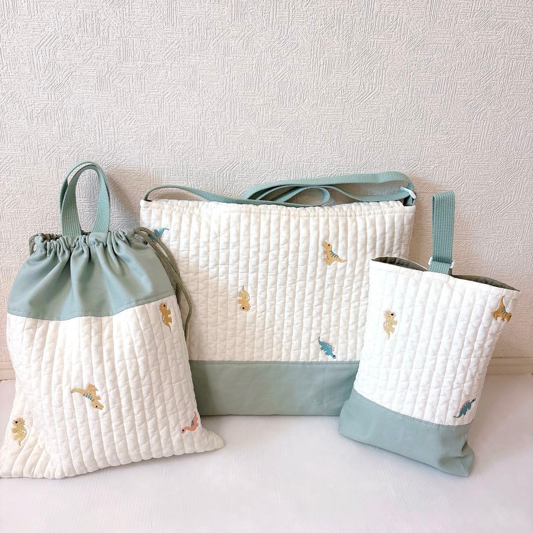 図書袋　上履き入れ　体操服袋　ヌビ　恐竜刺繍