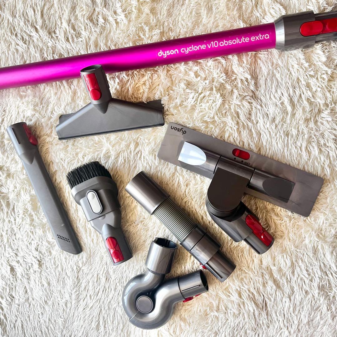 【ゆず】ダイソン　dyson cyclone v10 ・オプション・充電器