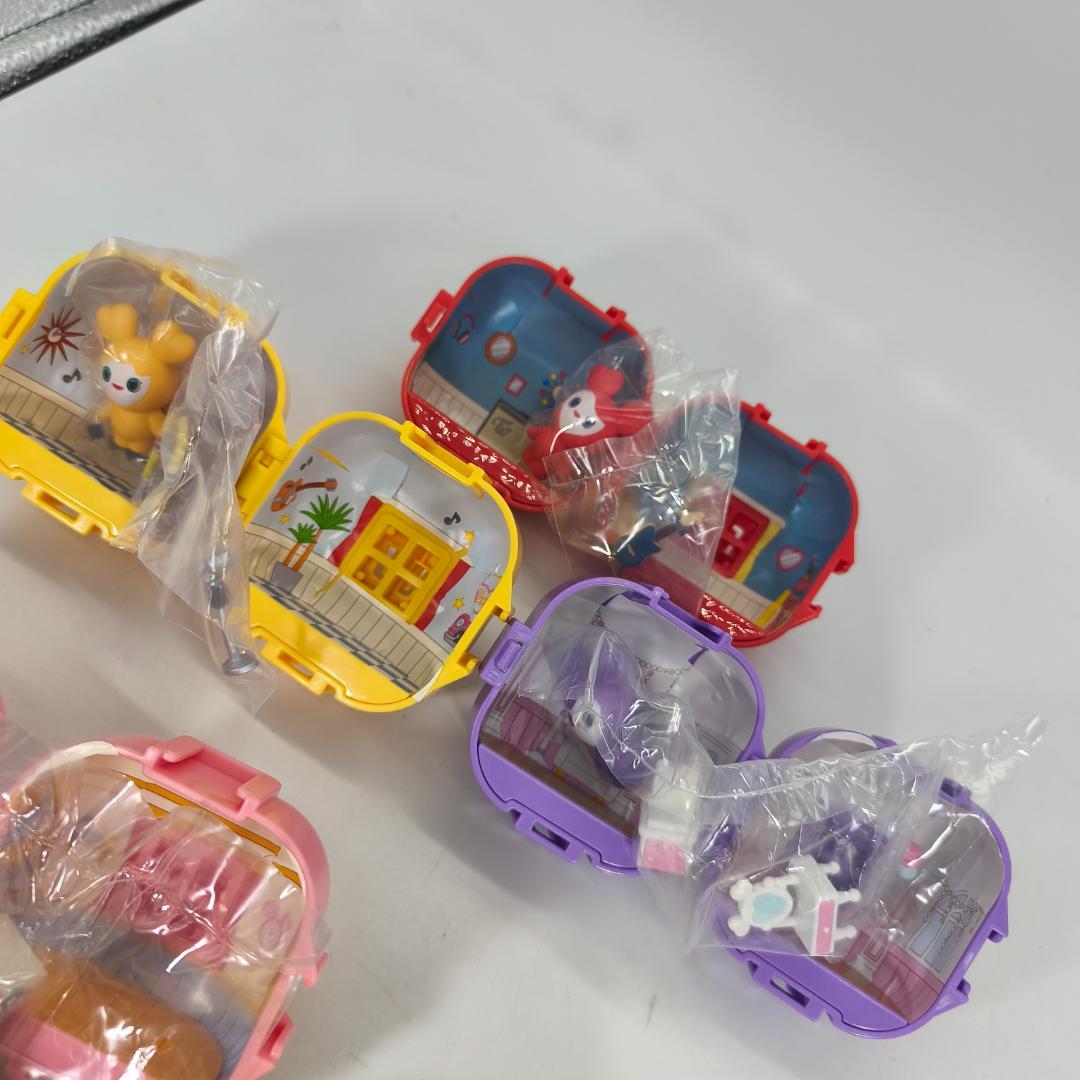 TWICE LOVELYS CAPSULE APARTMENT　 カプセル　9種