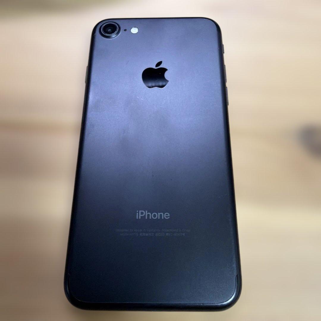 iPhone7 128GB ジェットブラック　MNCK2J/A バッテリー77%