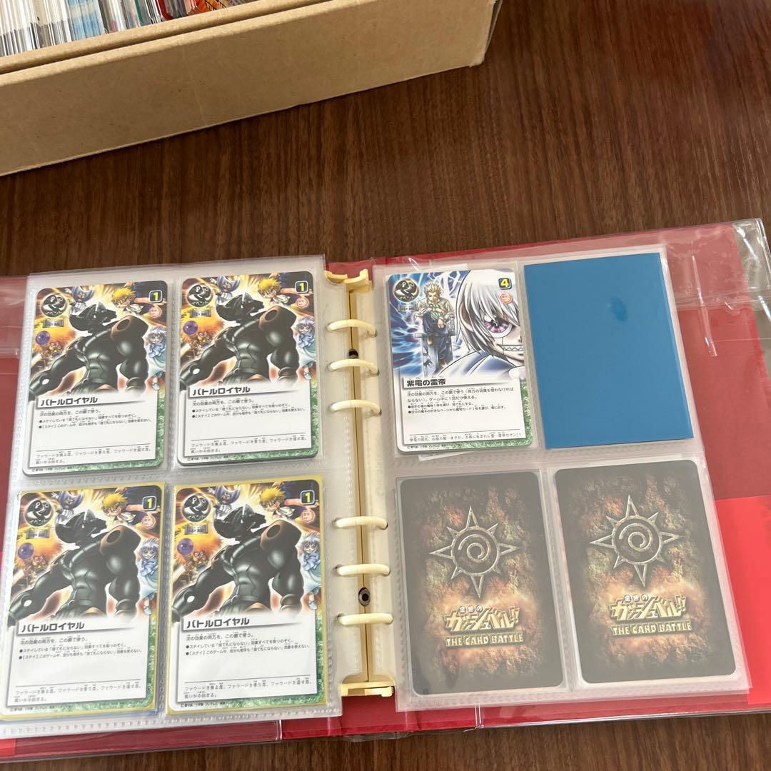 2月までの限定値下げ‼️金色のガッシュベル　カード　大量まとめ売り　引退品