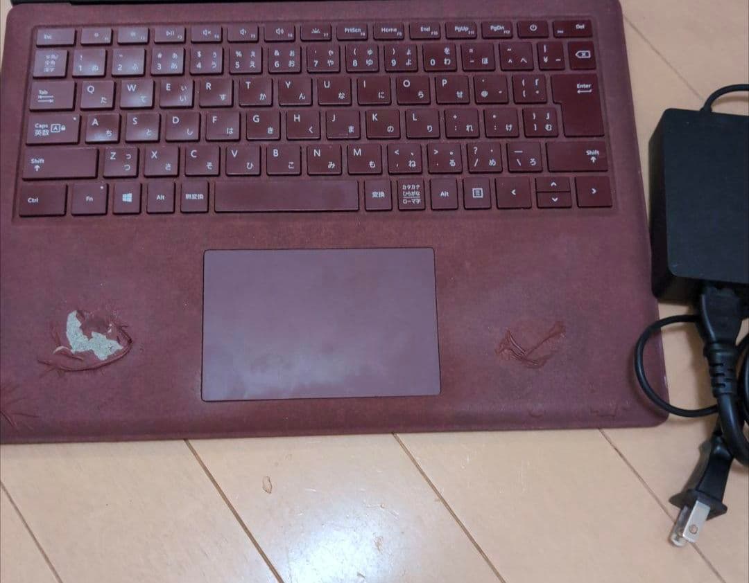 【値下】Microsoft Surface Laptopバーガンディ ジャンク品