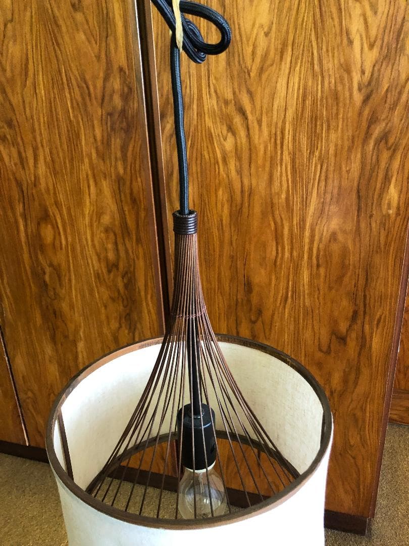 ペンダント照明器具2本セット。和洋折衷タイプ　スイッチ無し