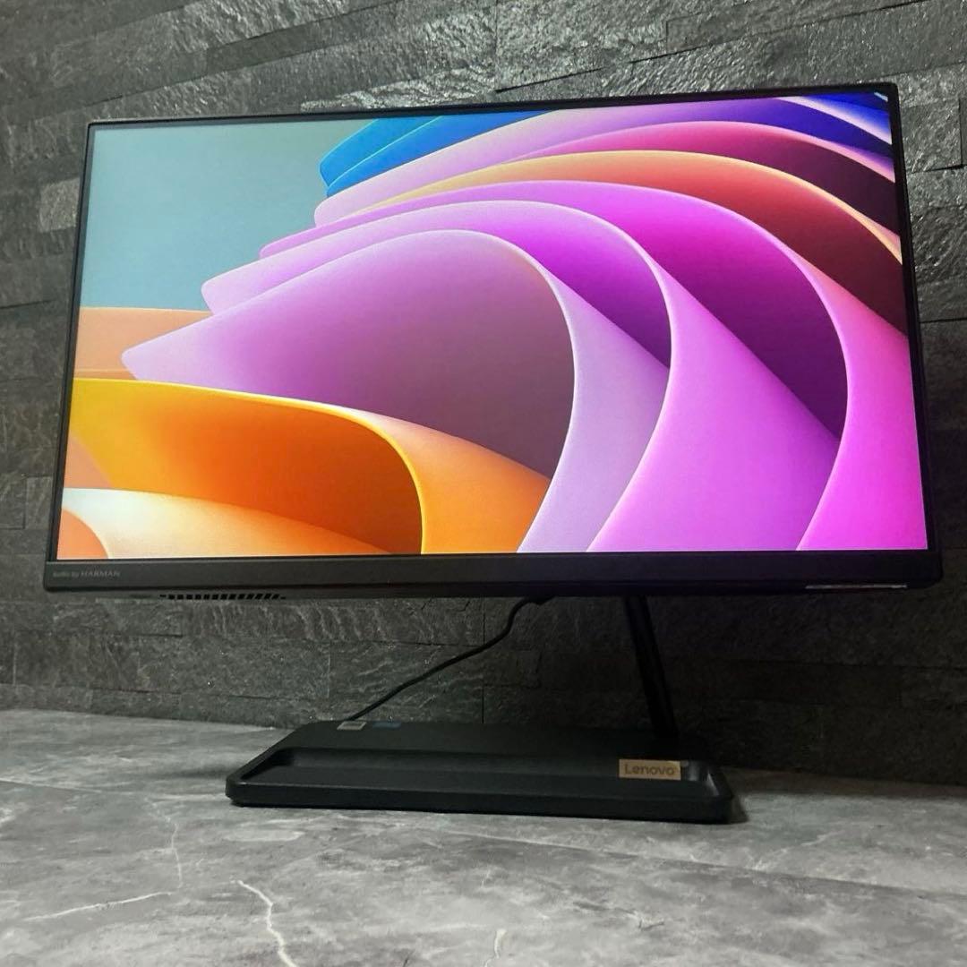 Lenovo 第11世代 一体型PC メモリ16GB 新品SSD512GB