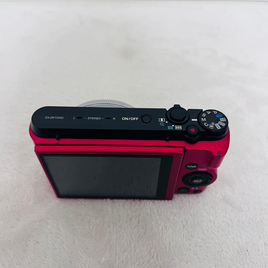デジカメ　CASIO EXILIM EX-ZR1000 レッド